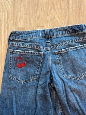 Hollister High-Rise Denim Jeans with Embroidered Red Cherry, Limited Edition